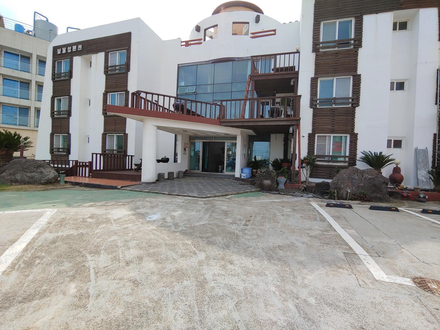 Gasthaus Bomulsum Seogwipo Exterior foto